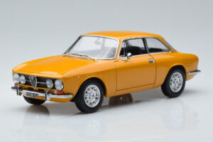 Alfa Romeo 1750 GTV Gelb Norev 1:18