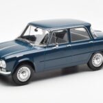 Alfa Romeo Giulia TI Petrol Blau Norev 1:18