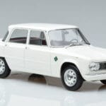 Alfa Romeo Giulia Ti Super Norev 1:18 187970 Druckguss - image 4 of 6