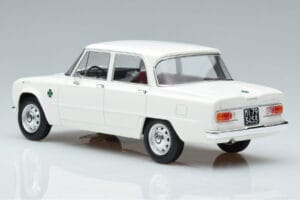 Alfa Romeo Giulia Ti Super Norev 1:18 187970 Druckguss — Bild 5 von 6