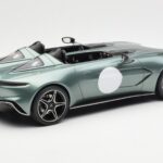 Aston Martin V12 Speedster Grün Metallic GT Spirit 1:18 GT906 - image 2 of 6
