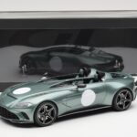 Aston Martin V12 Speedster Grün Metallic GT Spirit 1:18 GT906 - image 6 of 6