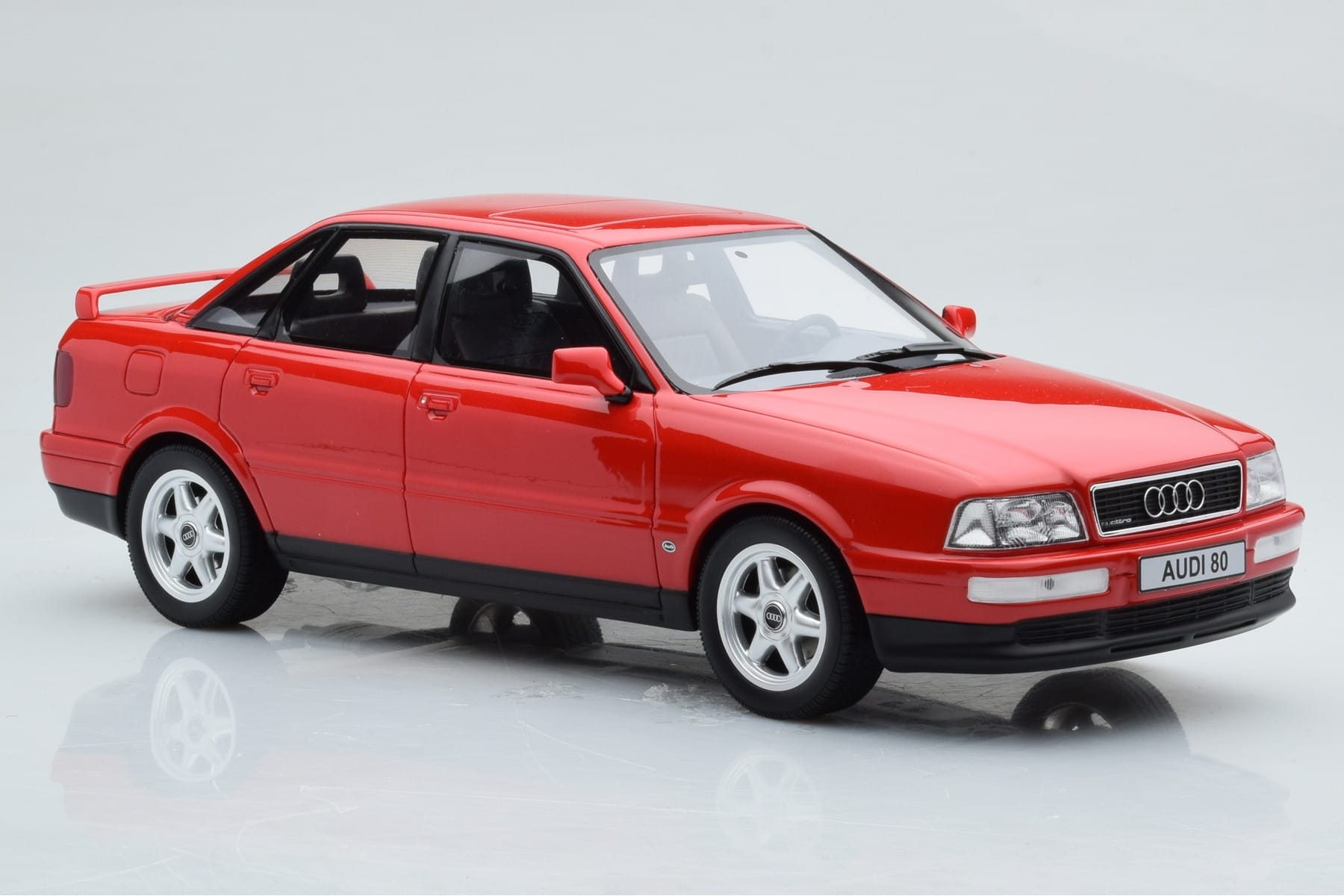 Audi 80 B4 Quattro Competition Laser Rot Otto 1:18 OT355 Resin — Bild 4 von 6