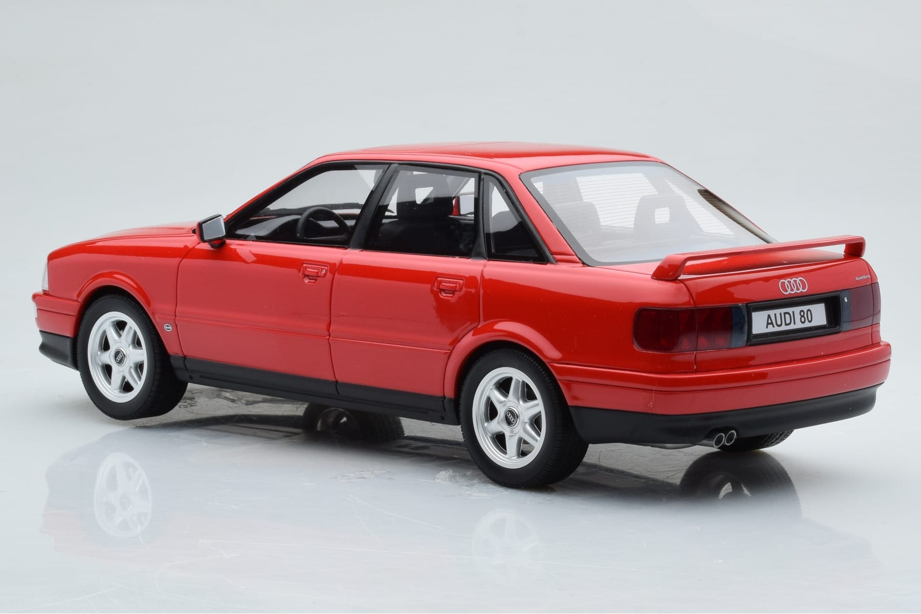 Audi 80 B4 Quattro Competition Laser Rot Otto 1:18 OT355 Resin — Bild 5 von 6