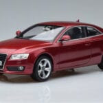 Audi A5 B8 Granatrot Norev 1:18 188352 Druckguss
