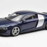 Audi R8 4.2 FSI V8 Blau Kyosho 1:18 09213BL