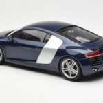 Audi R8 4.2 FSI V8 Blau Kyosho 1:18 09213BL - image 7 of 8