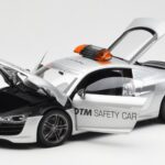 Audi R8 5.2 DTM Safety Car 2010 Kyosho 1:18 09216DTM - image 2 of 8