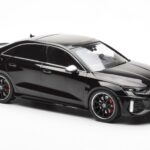 Audi RS3 8Y Limousine Schwarz MCG 1:18 - image 4 of 6