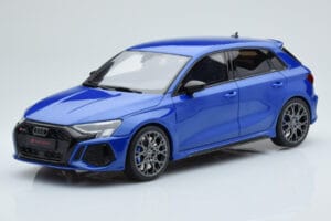 Audi RS3 8Y Sportback Performance Edition Nagaro Blau GT Spirit 1:18 GT884