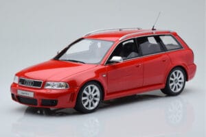 Audi RS4 B5 Avant Rot Otto 1:18 OT1026B
