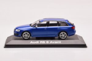 Audi RS6 C6 Sepang Blau Minichamps 1:43 5010710223