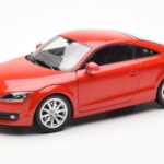 Audi TT 8J Rot Metallic Minichamps 1:18