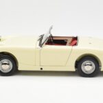 Austin-Healey Sprite Mk I Open Old English Weiß Kyosho 1:18 08953EW - image 4 of 8