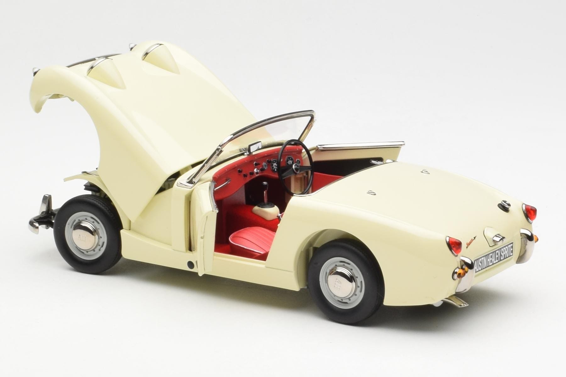 Austin-Healey Sprite Mk I Open Old English Weiß Kyosho 1:18 08953EW Druckguss — Bild 5 von 8
