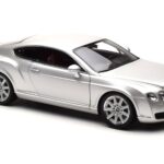 Bentley Continental GT Silber Minichamps 1:18 - image 6 of 8