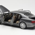 Bentley Flying Spur W12 Granite Grau Kyosho 1:18 08891GN - image 5 of 8