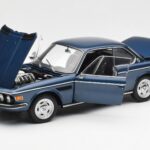BMW 3.0 CSi E9 Blau Metallic AUTOart 1:18 - image 2 of 8