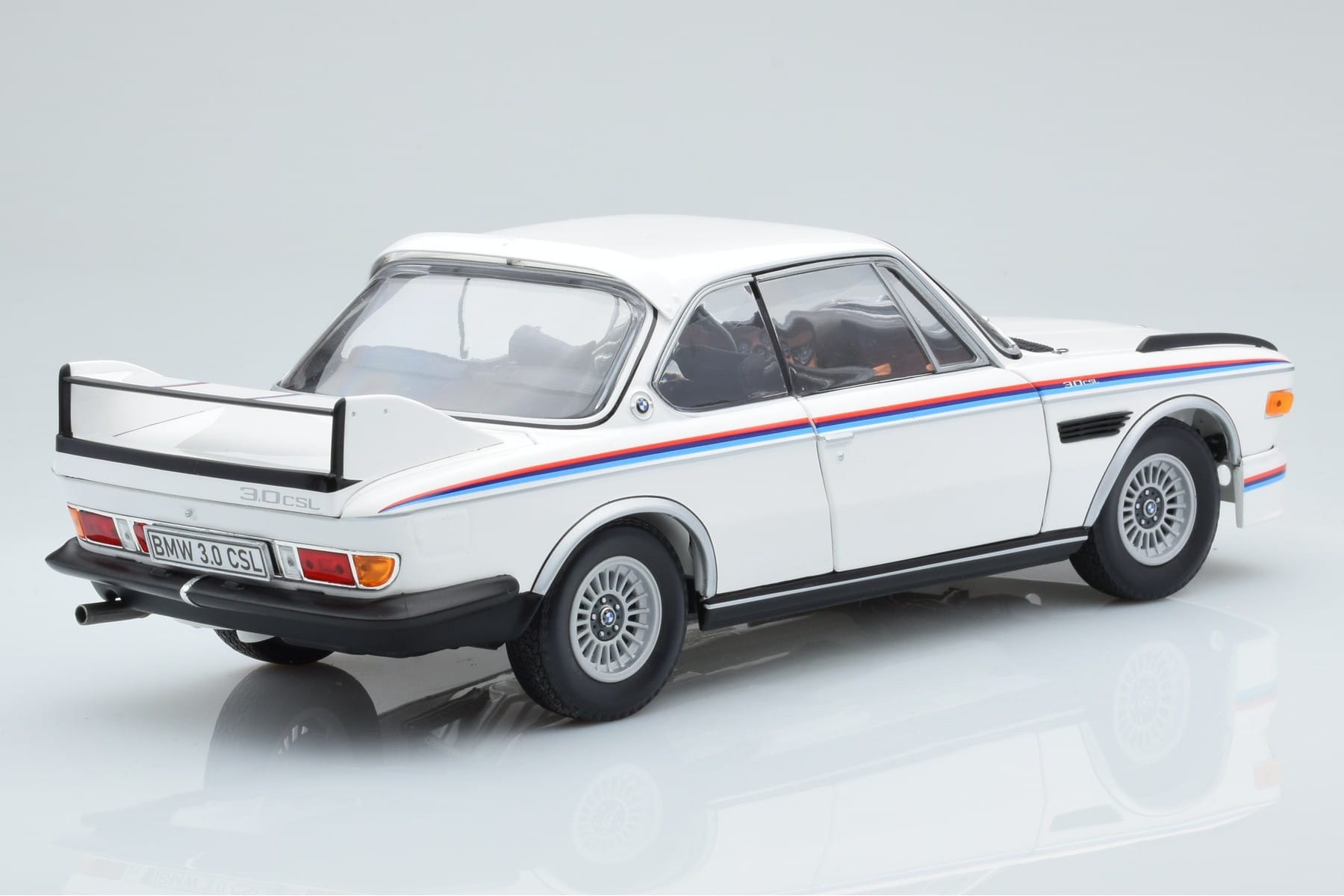 BMW 3.0 CSL E9 Weiß Dealer Edition Minichamps 1:18 80435A5D020 Druckguss — Bild 3 von 7