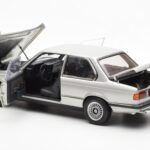 BMW 323i E21 Aspen Silber AUTOart 1:18 - image 5 of 8