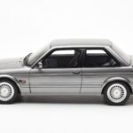 BMW 325i E30 Grau Metallic Otto 1:18 - image 3 of 6