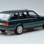 BMW 325i E30 Touring Grün Metallic Norev 1:18 183219 Druckguss - image 2 of 6