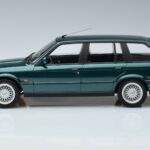 BMW 325i E30 Touring Grün Metallic Norev 1:18 183219 Druckguss - image 3 of 6