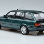 BMW 325i E30 Touring Grün Metallic Norev 1:18 183219 Druckguss - image 5 of 6