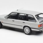 BMW 325i E30 Touring Silber Norev 1:18 183216 - image 5 of 6