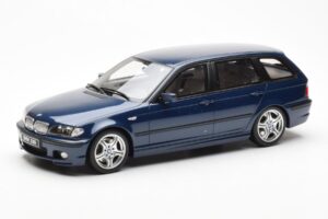 BMW 330i E46 Touring Blau Otto 1:18 OT251