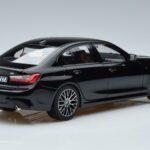 BMW 330i G20 Schwarz Metallic Norev 1:18 183277 Druckguss - image 3 of 7