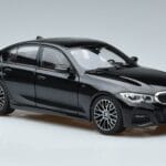 BMW 330i G20 Schwarz Metallic Norev 1:18 183277 Druckguss - image 5 of 7
