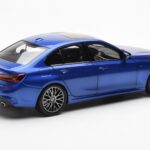 BMW 330i G20 Portimao Blau Metallic Norev 1:18 - image 3 of 8