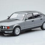 BMW 7 Series E32 740i Silber MCG 1:18 MCG18161 Druckguss