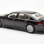 BMW 760Li E66 Schwarz Kyosho 1:18 - image 7 of 9