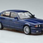 BMW Alpina B10 4.6 E34 Blau MCG 1:18 MCG18230 Druckguss - image 4 of 6