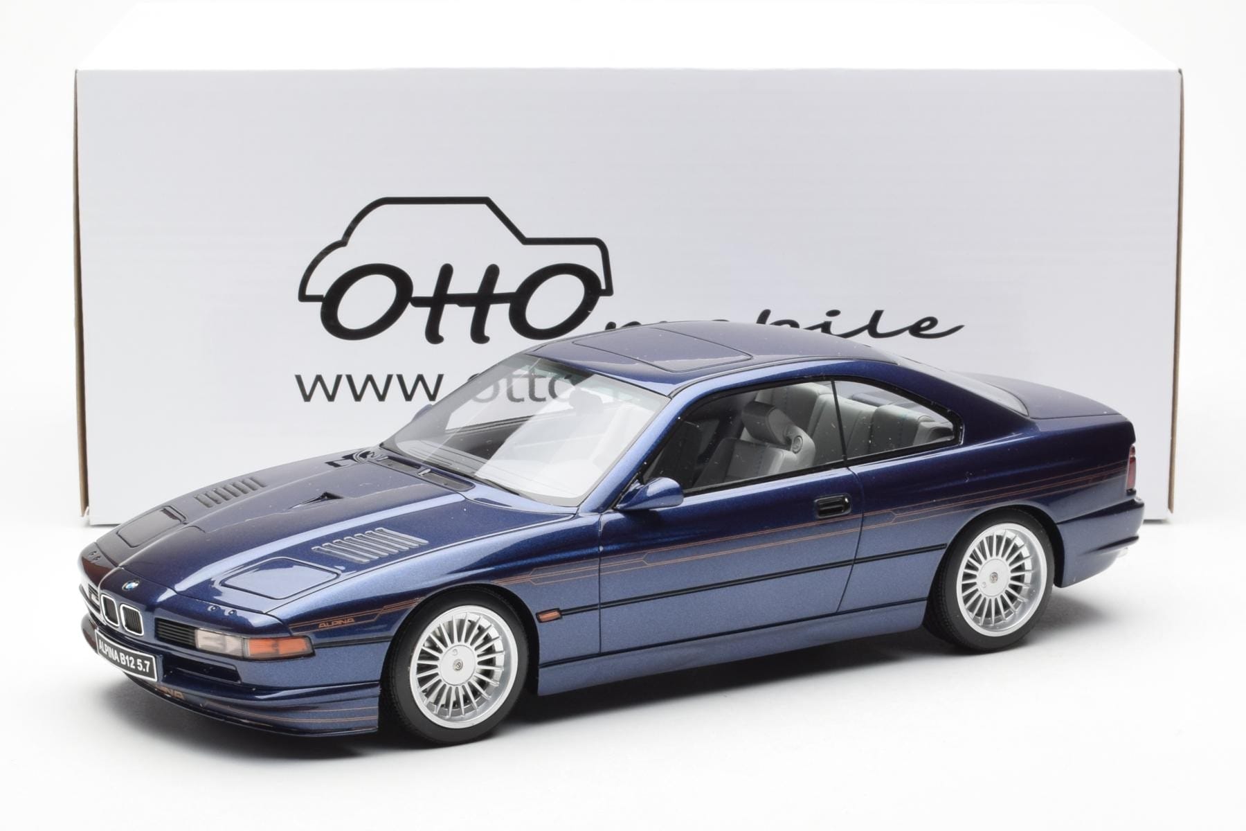 BMW Alpina B12 E38 5.7 Blau Otto 1:18 OT636 Resin — Bild 6 von 6