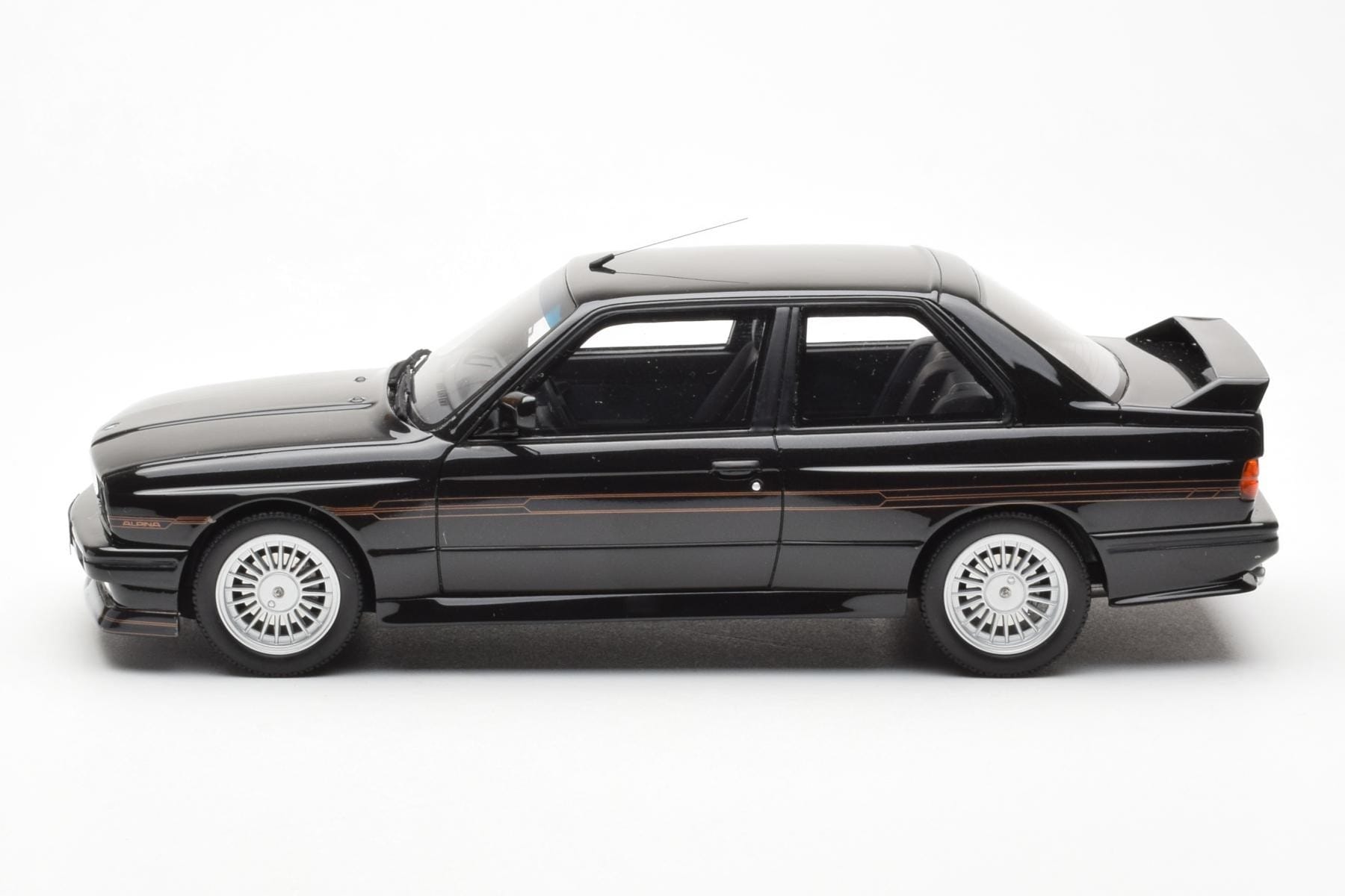 BMW Alpina B6 3.5S M3 E30 Anthrazit Grau Otto 1:18 OT632 Resin — Bild 3 von 6