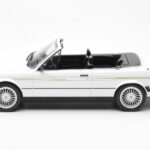 BMW Alpina C2 2.7 E30 Cabriolet Weiß MCG 1:18 MCG18383 - image 3 of 6
