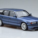 BMW Alpina B10 E34 4.0 Touring Blau Otto 1:18 OT944 Resin - image 4 of 6