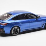 BMW i4 M50 G26 Blau Otto 1:18 OT453 - image 2 of 6