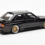 BMW M3 E30 Sport Evolution Schwarz Custom Wheels AUTOart 1:18 - image 3 of 8