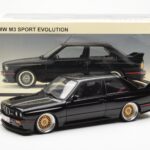 BMW M3 E30 Sport Evolution Schwarz Custom Wheels AUTOart 1:18 - image 8 of 8