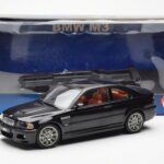 BMW M3 E46 Schwarz AUTOart 1:18 - image 8 of 8
