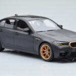 BMW M5 CS F90 Frozen Brands Hatch Grau GT Spirit 1:18 - image 3 of 5