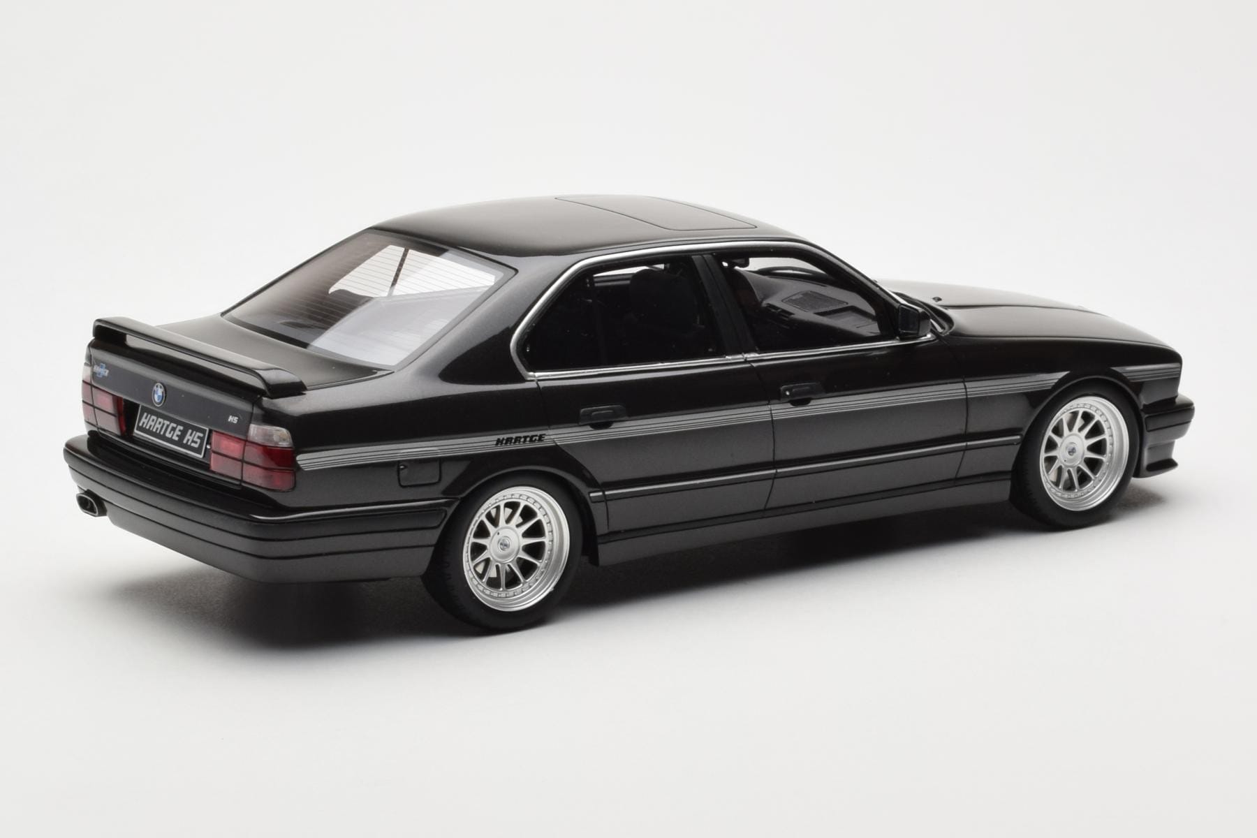 BMW M5 E34 Hartge H5 V12 Diamond Schwarz Metallic Otto 1:18 OT362 Resin — Bild 2 von 6