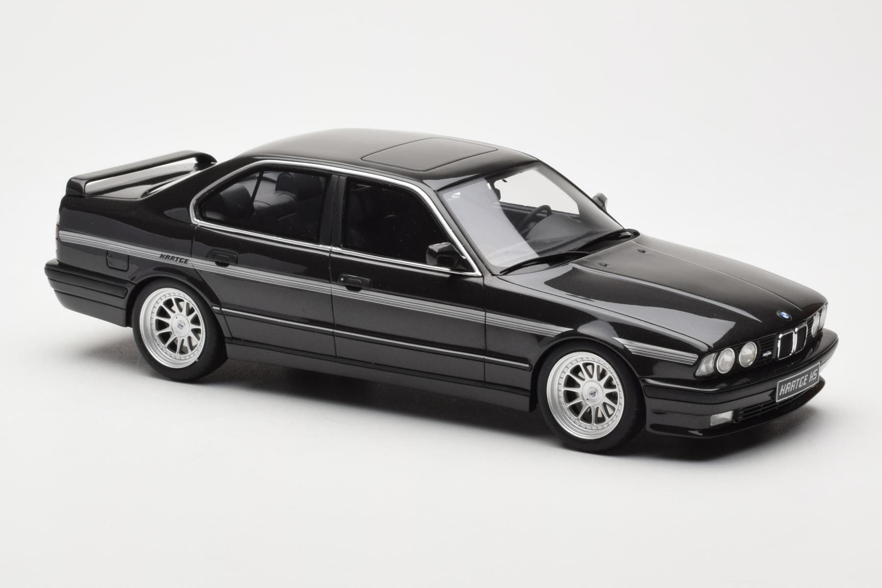 BMW M5 E34 Hartge H5 V12 Diamond Schwarz Metallic Otto 1:18 OT362 Resin — Bild 4 von 6