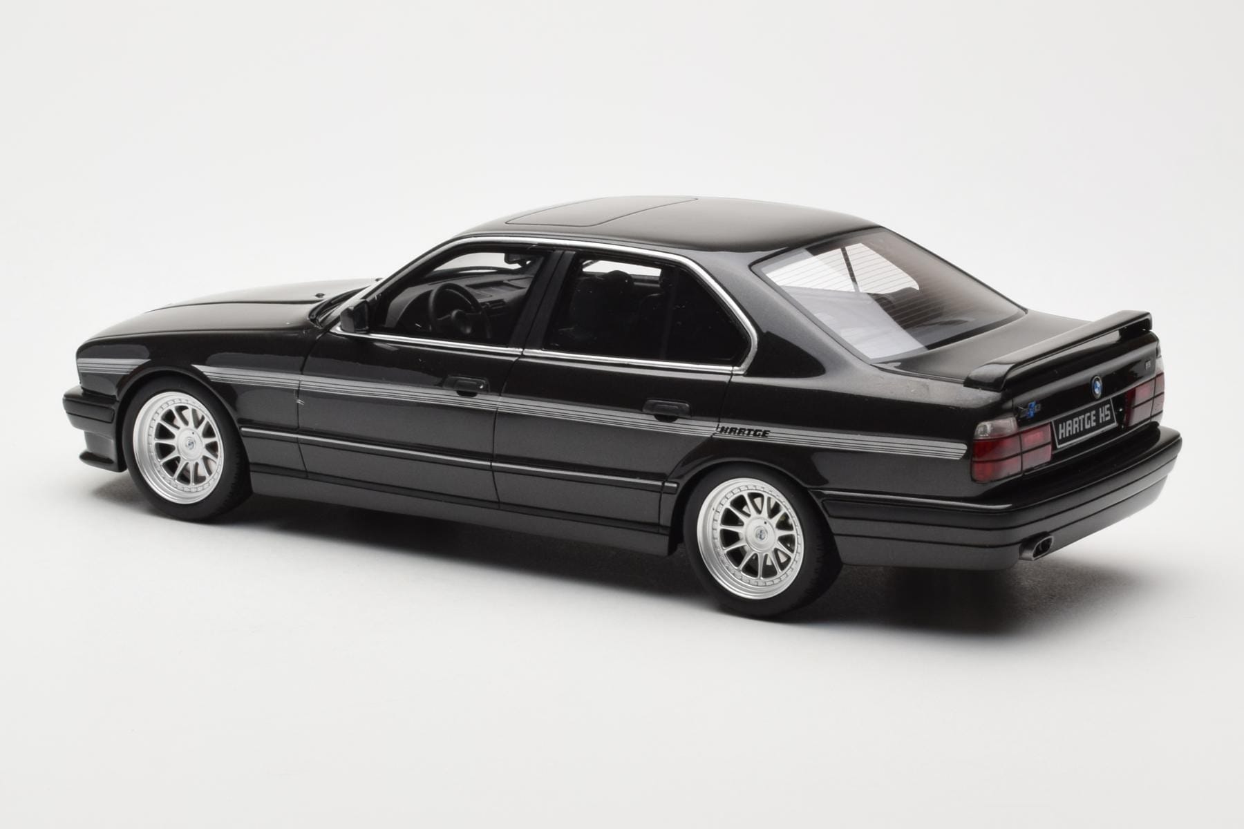 BMW M5 E34 Hartge H5 V12 Diamond Schwarz Metallic Otto 1:18 OT362 Resin — Bild 5 von 6