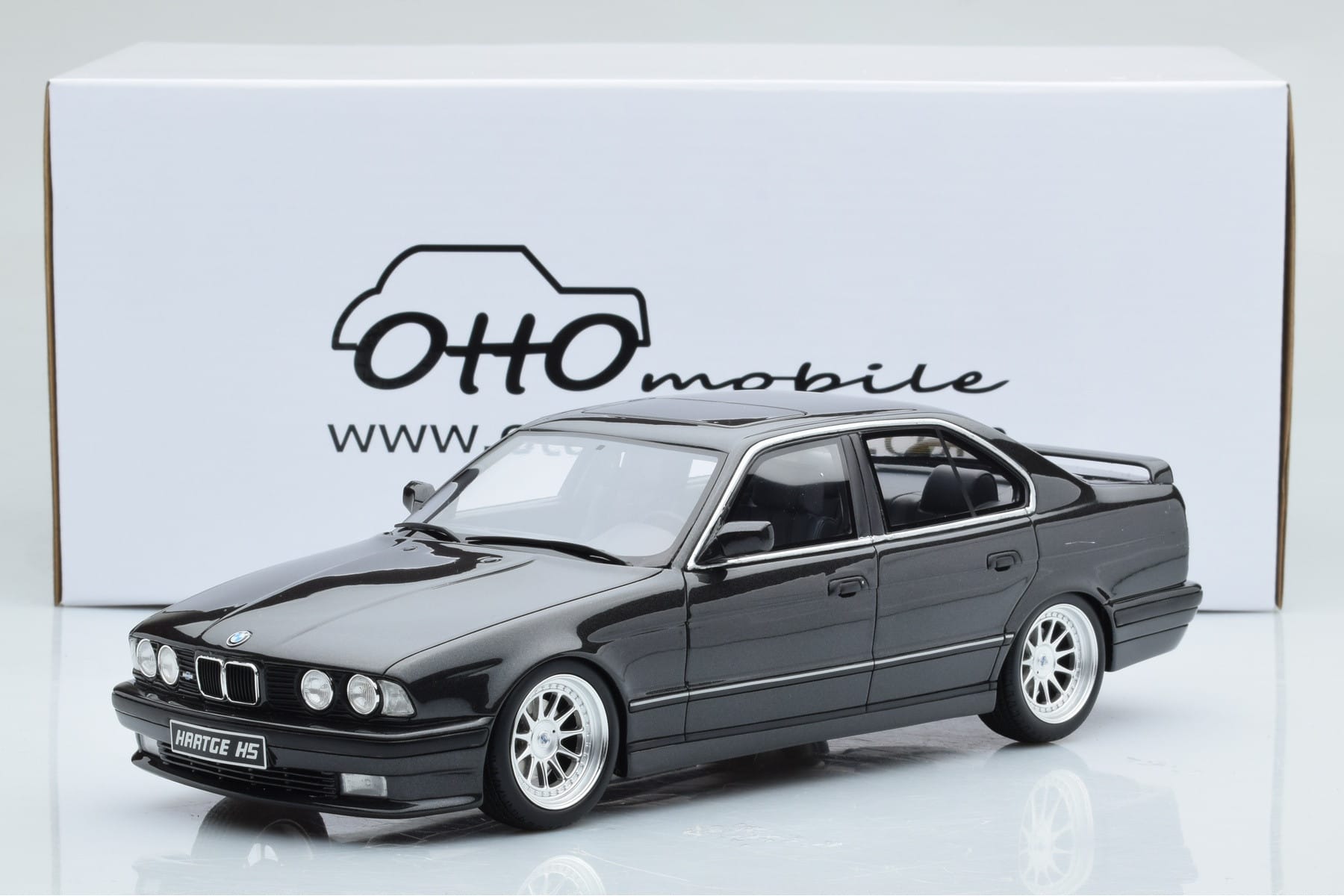 BMW M5 E34 Hartge Schwarz Otto 1:18 OT362B Resin — Bild 2 von 6