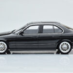 BMW M5 E34 Hartge Schwarz Otto 1:18 - image 3 of 6